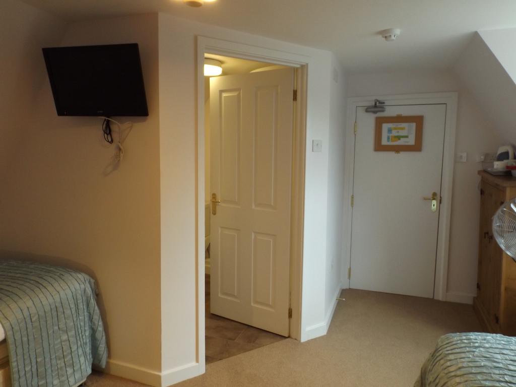 Old Riverview Guest House Earith Δωμάτιο φωτογραφία